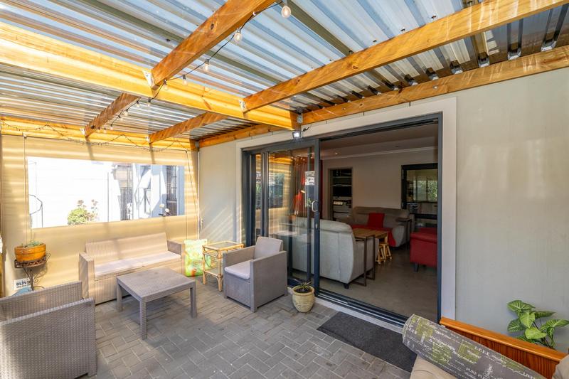 4 Bedroom Property for Sale in Viking Village Western Cape